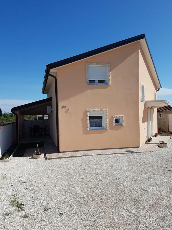 Apartmani Luca Fažana Екстериор снимка